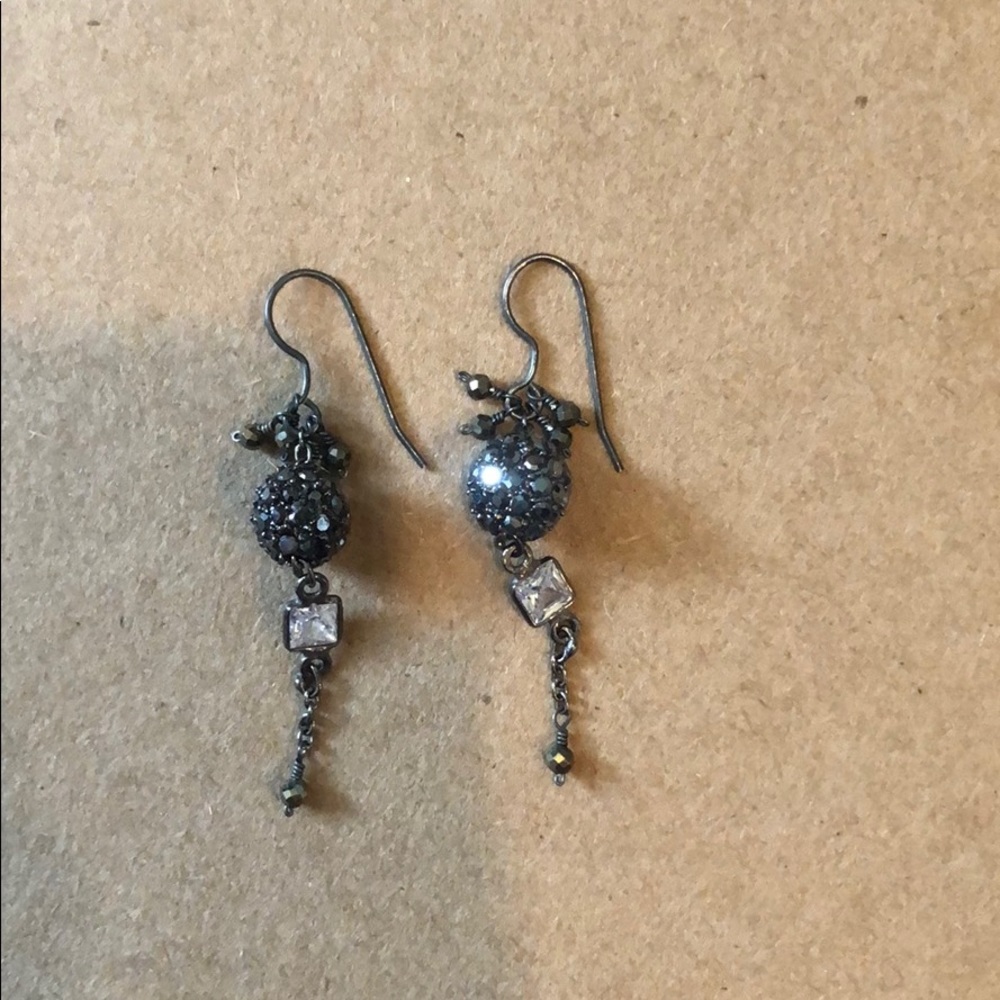 Brand new earrings with purse box